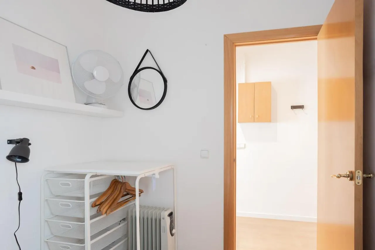 Housalia Lepant 3 Bedroom Apartment 300 Meters De Sagrada Familia Barcelona