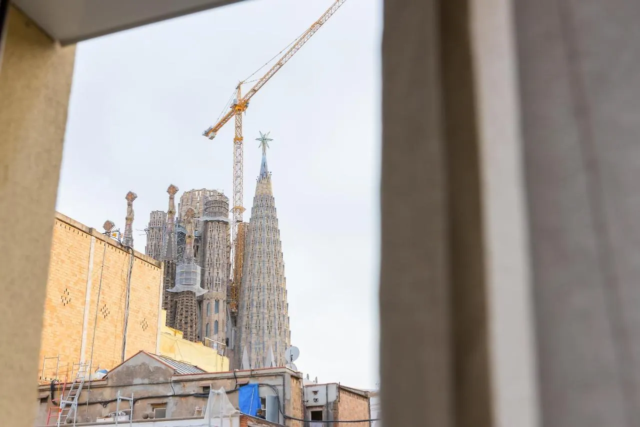 Housalia Lepant 3 Bedroom Apartment 300 Meters De Sagrada Familia Barcelona 0*,  Spain