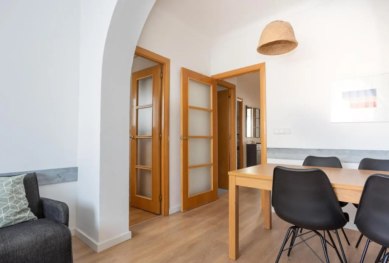 Housalia Lepant 3 Bedroom Apartment 300 Meters De Sagrada Familia Barcelona