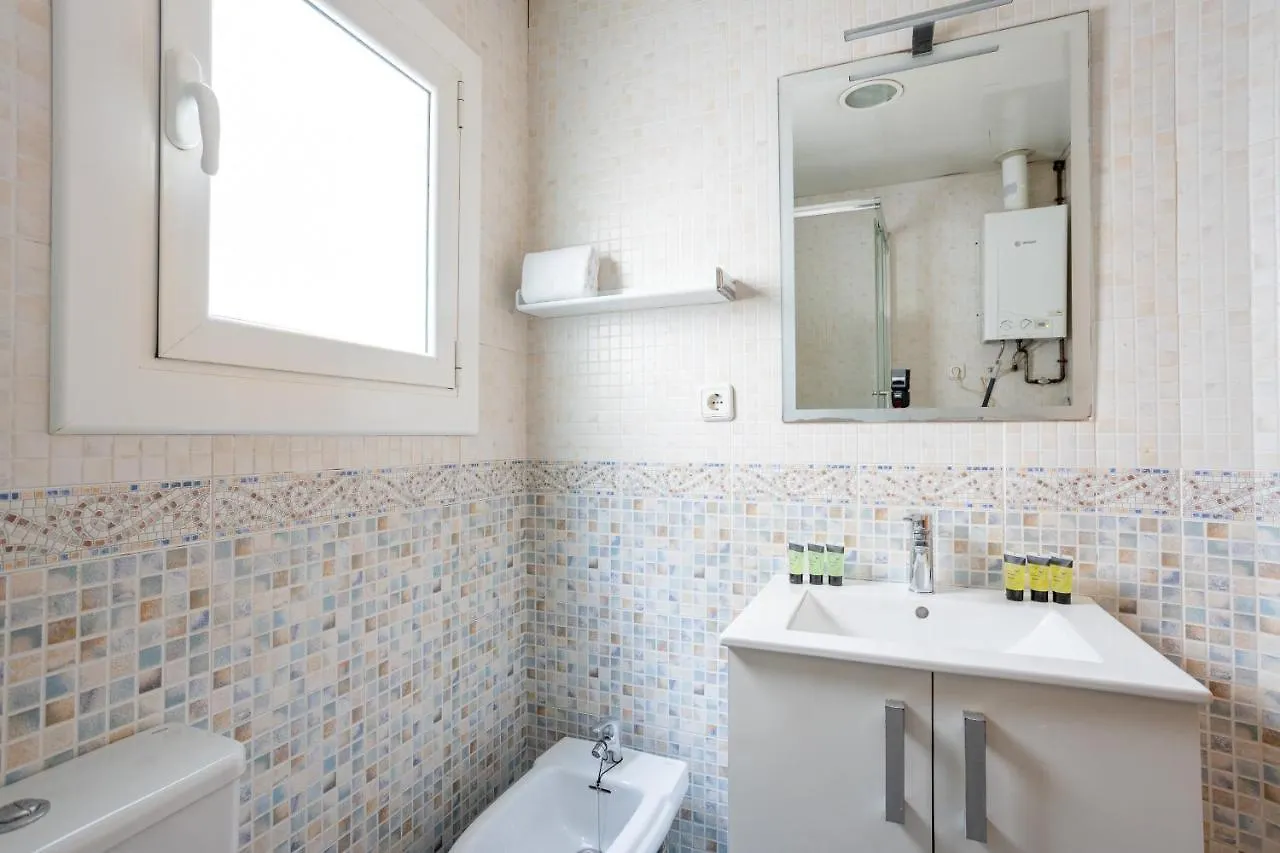 Housalia Lepant 3 Bedroom Apartment 300 Meters De Sagrada Familia Barcelona Spain